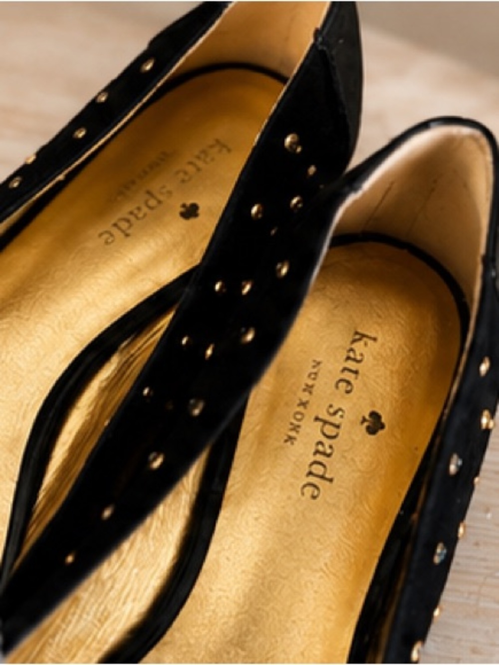 Kate Spade Black Studded Bow Flats✨ Gold Detail Pointed Toe Classic Luxury - Picture 6 of 7